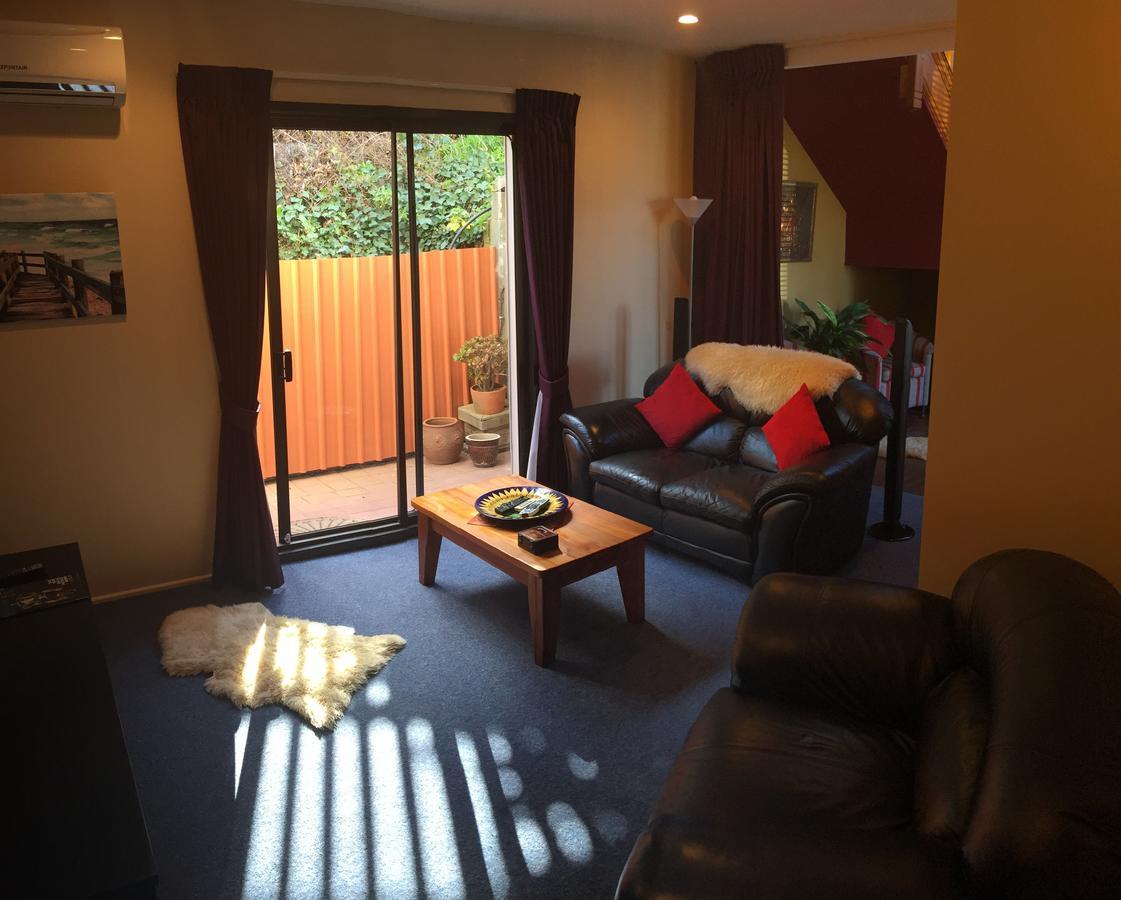 Harbour Lodge Lyttelton Buitenkant foto